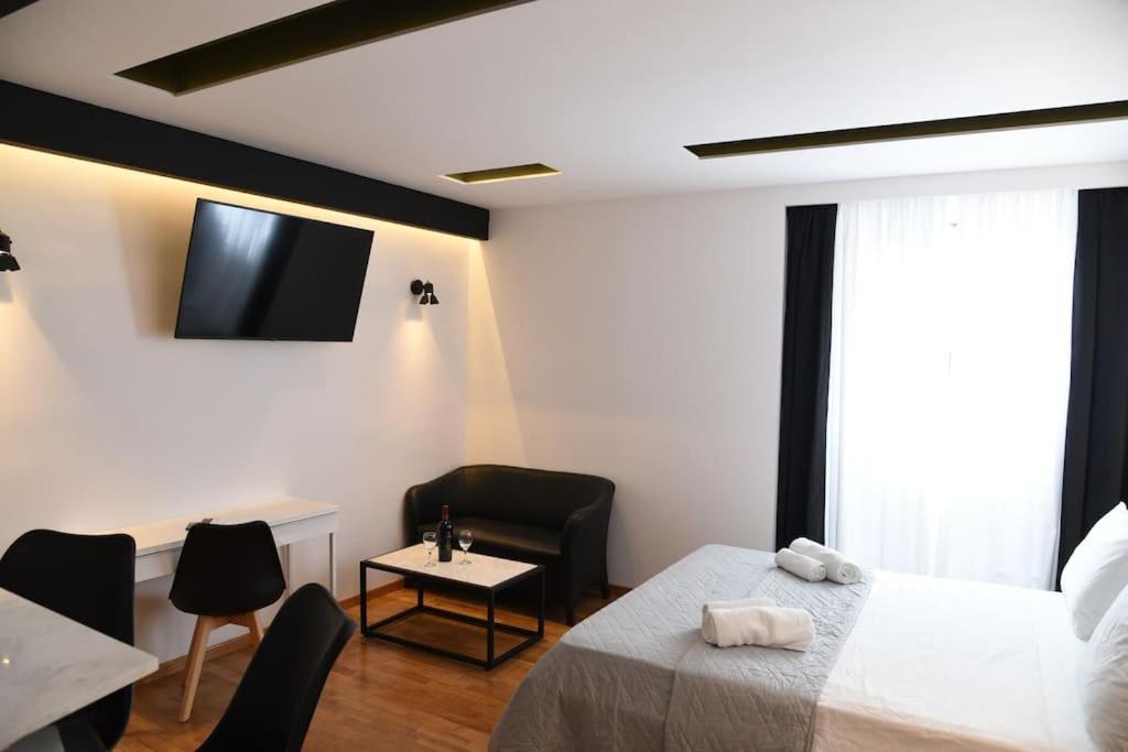 Syntagma Square, 30Sqm Nikis Luxurious Studio Athens Exterior photo